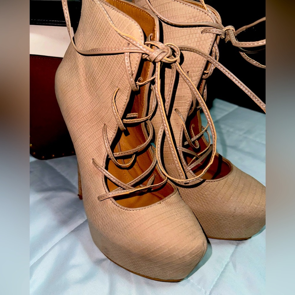 Steve Madden Lace Up Platform Heel Boot - image 1